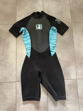 Body Glove 2mm Women’s Shorty Wetsuit - Medium - Like New
